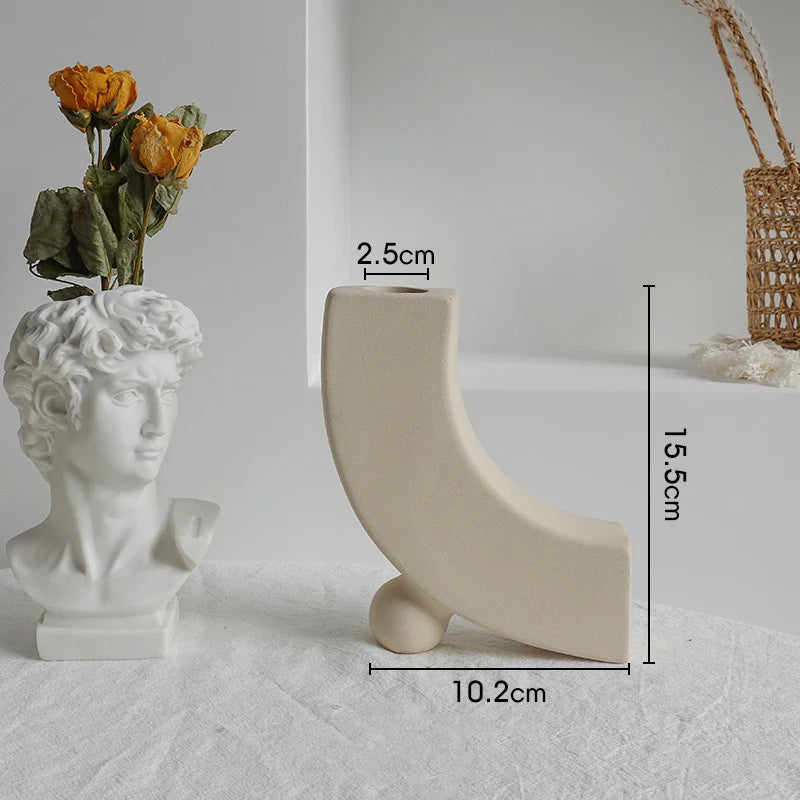 Nordic Ceramic Dry Flower Vase – Minimalist Matte Home Decor