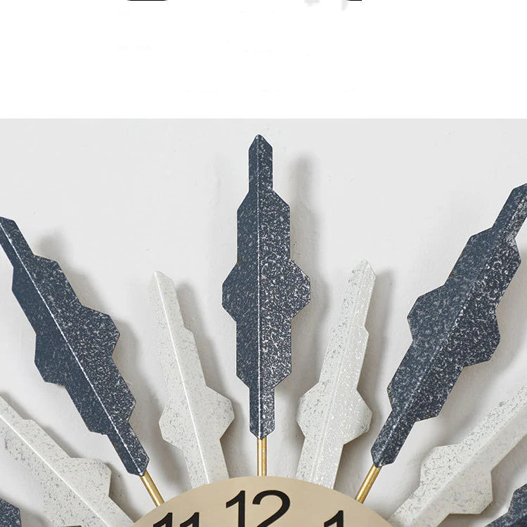 Modern Metal Wall Clock – Creative Luxury Style Decorative Home Clock (Small / Large)